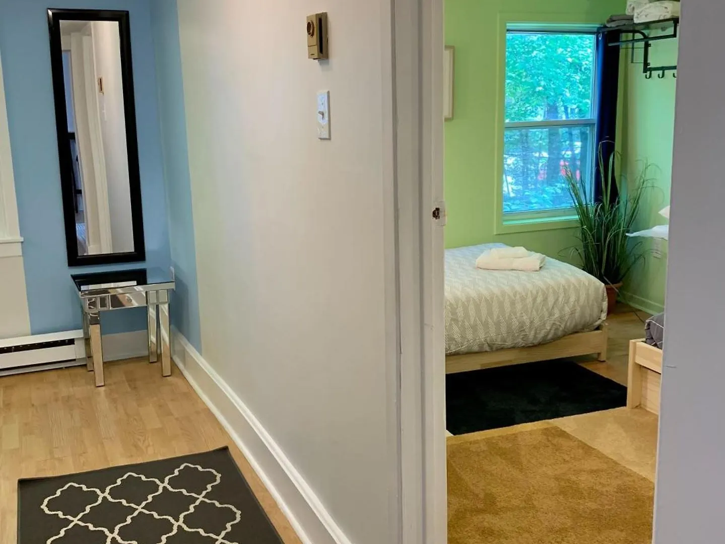 Stylish Unit #4, Perfect For Families And Groups Apartment Halifax