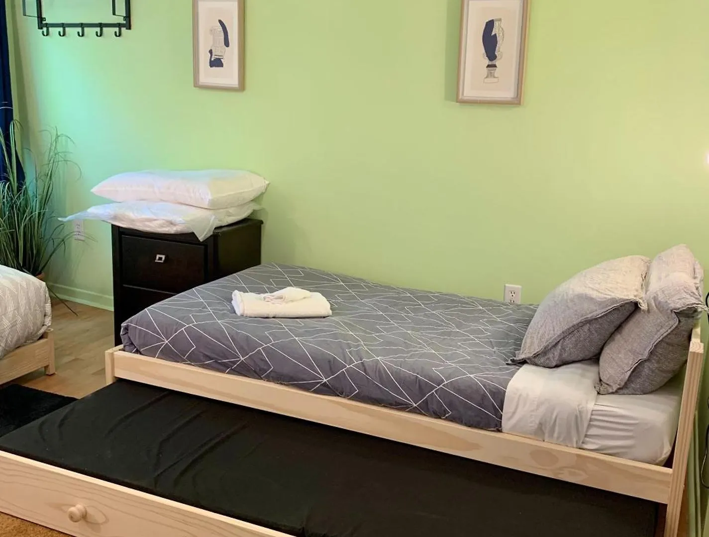 Stylish Unit #4, Perfect For Families And Groups Apartment Halifax 0*,  Canada