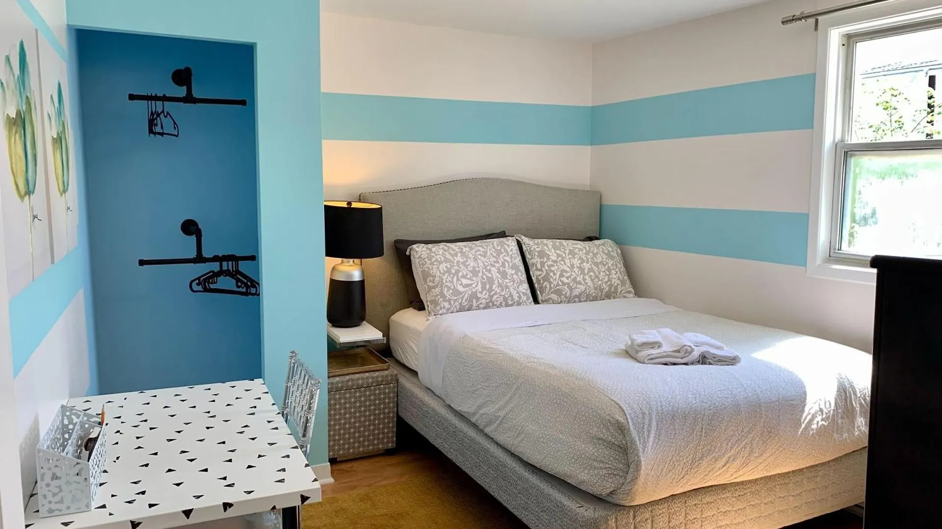 Stylish Unit #4, Perfect For Families And Groups Apartment Halifax